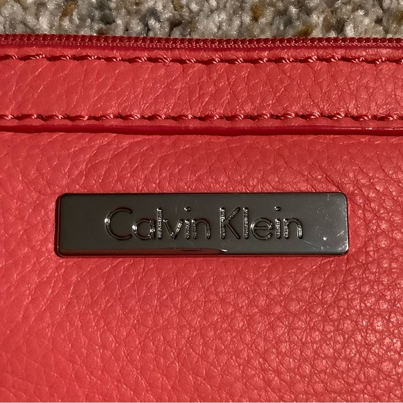 Calvin Klein, Sm. Coral & Silver Leather wristlet. Never been used! NWT - Picture 8 of 10